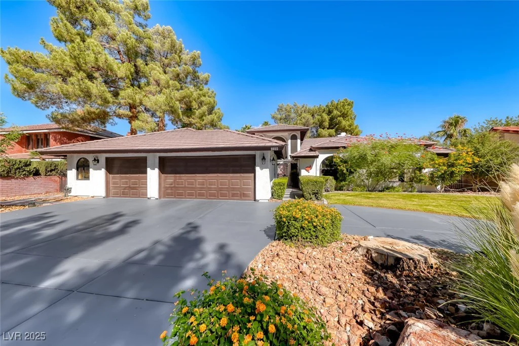 2504 Windjammer, Las Vegas, NV 89107