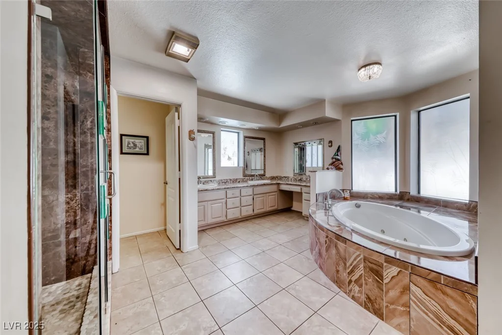 2504 Windjammer, Las Vegas, NV 89107