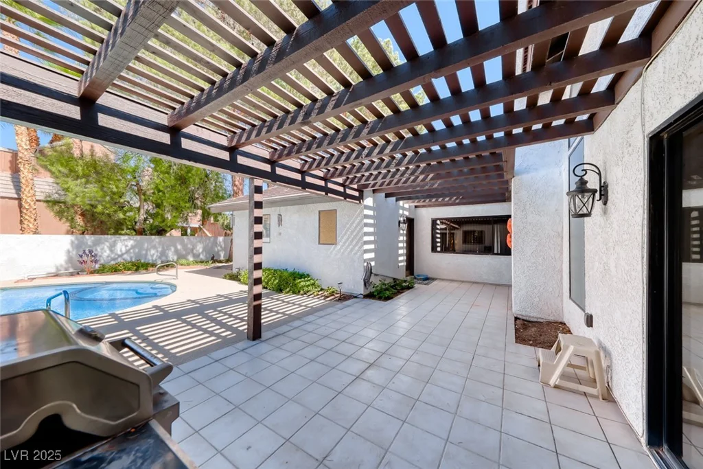 2504 Windjammer, Las Vegas, NV 89107