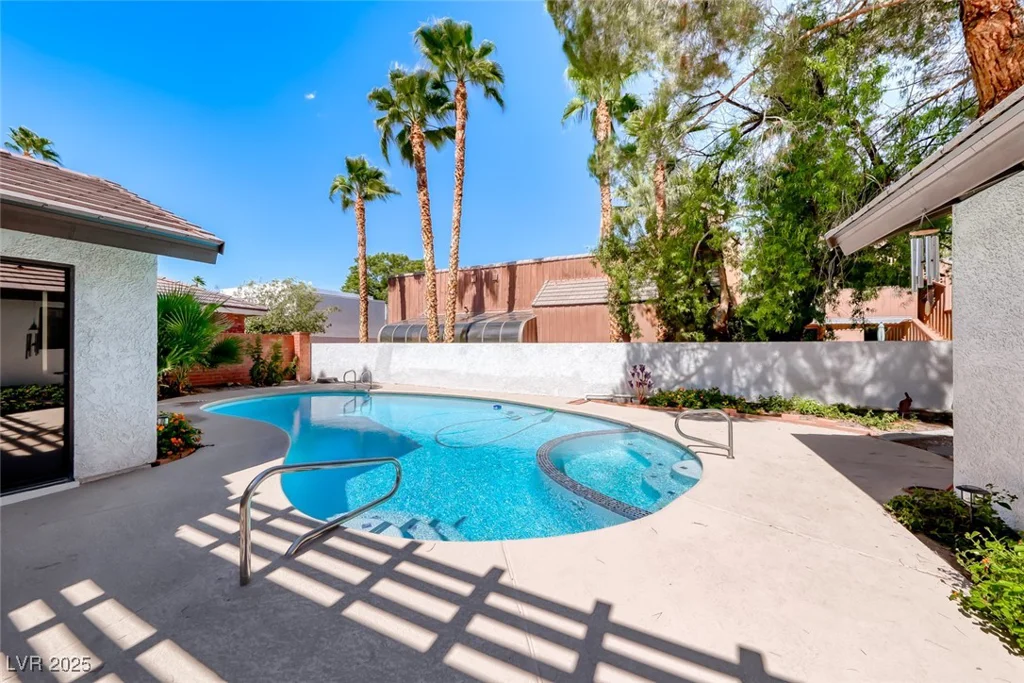 2504 Windjammer, Las Vegas, NV 89107