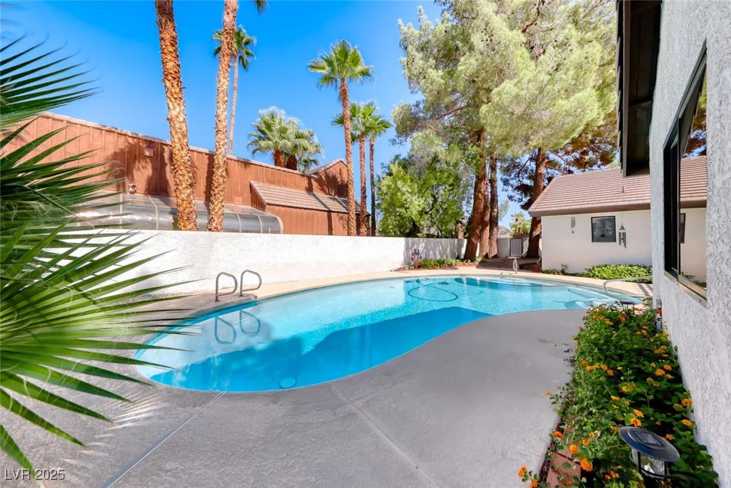 2504 Windjammer, Las Vegas, NV 89107