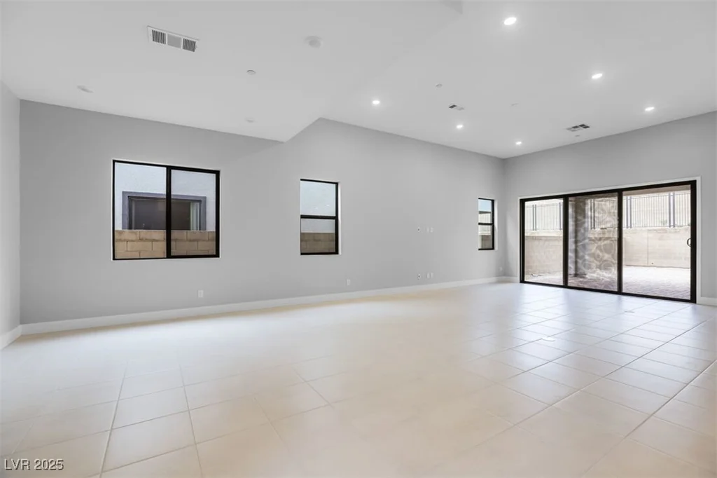 597 Stowell, Las Vegas, NV 89138