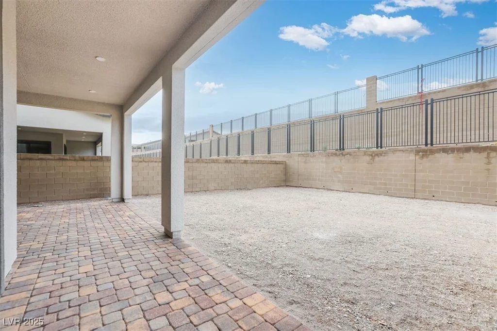 597 Stowell, Las Vegas, NV 89138