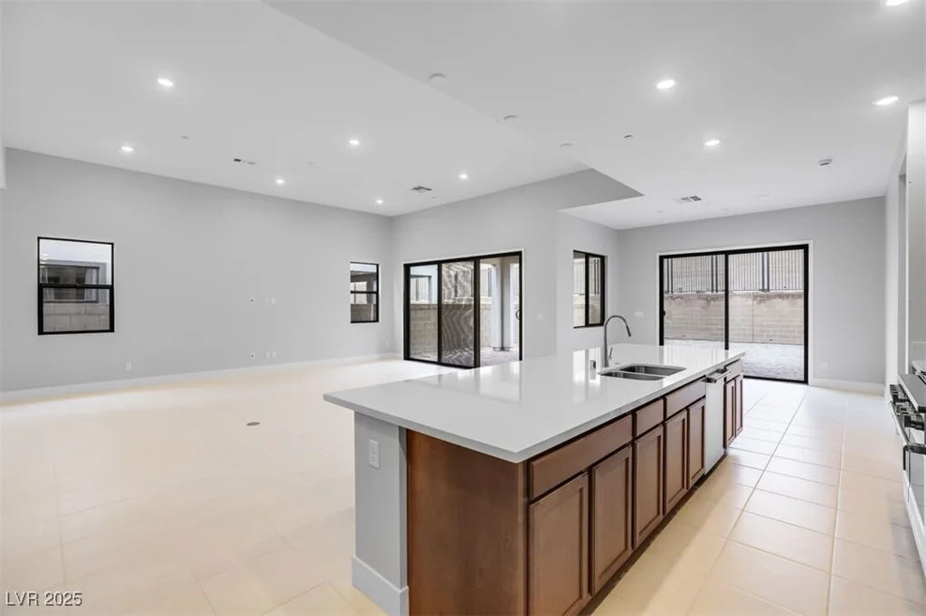597 Stowell, Las Vegas, NV 89138