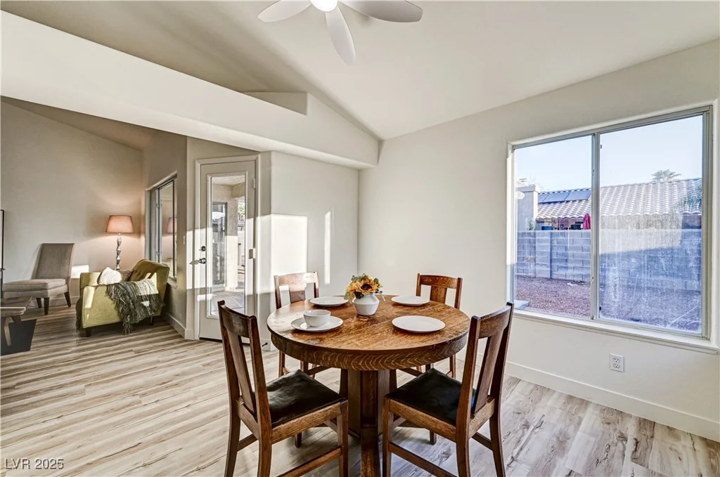 4413 Summer Glen, North Las Vegas, NV 89031