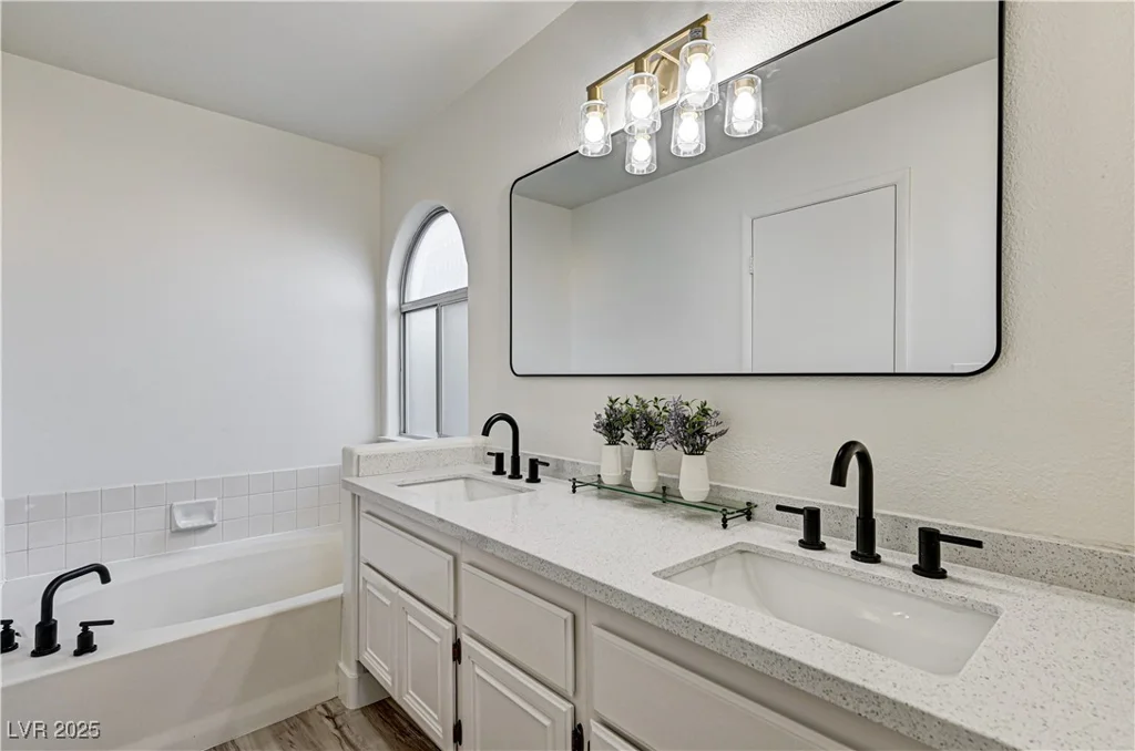 4413 Summer Glen, North Las Vegas, NV 89031