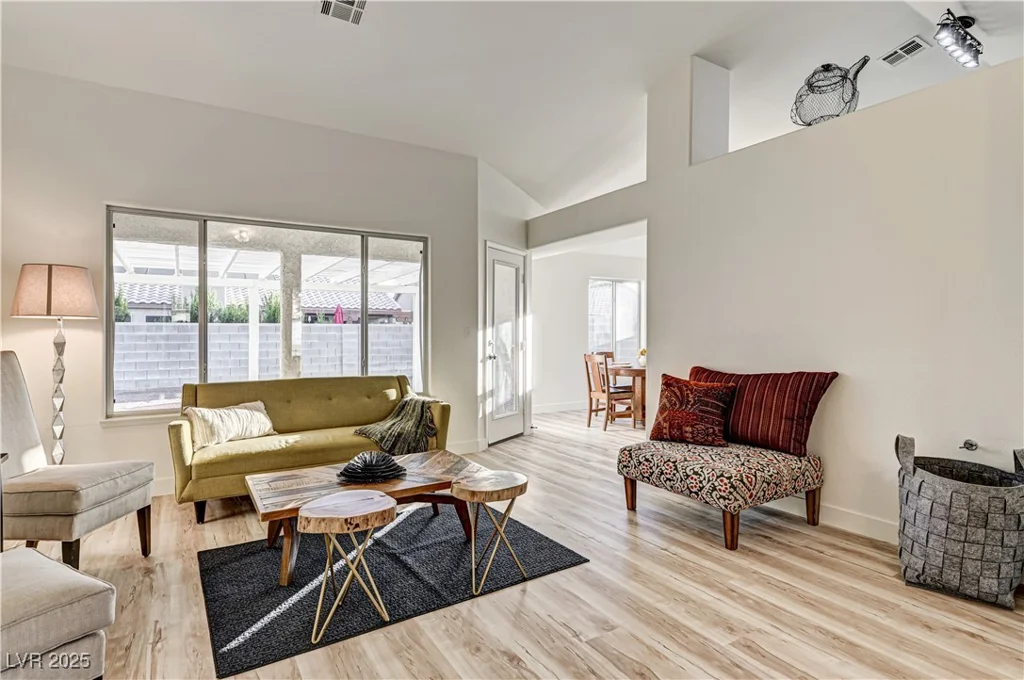 4413 Summer Glen, North Las Vegas, NV 89031