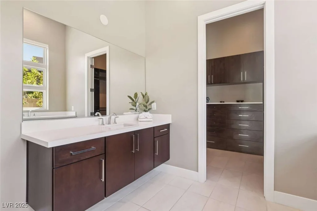 5161 Rock Daisy, Las Vegas, NV 89135
