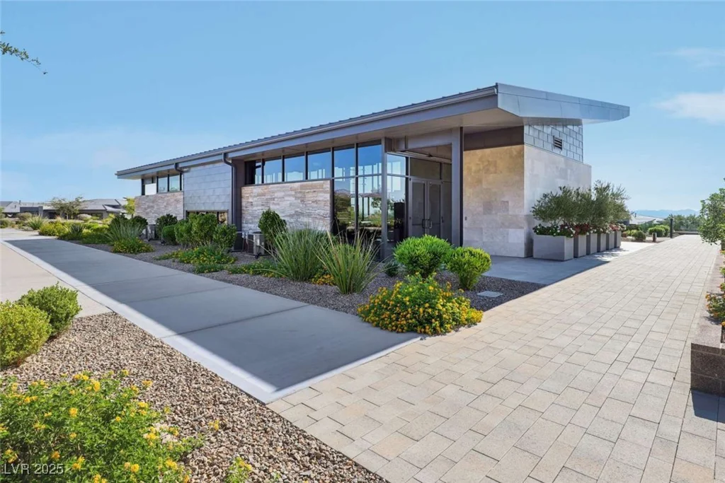 5161 Rock Daisy, Las Vegas, NV 89135