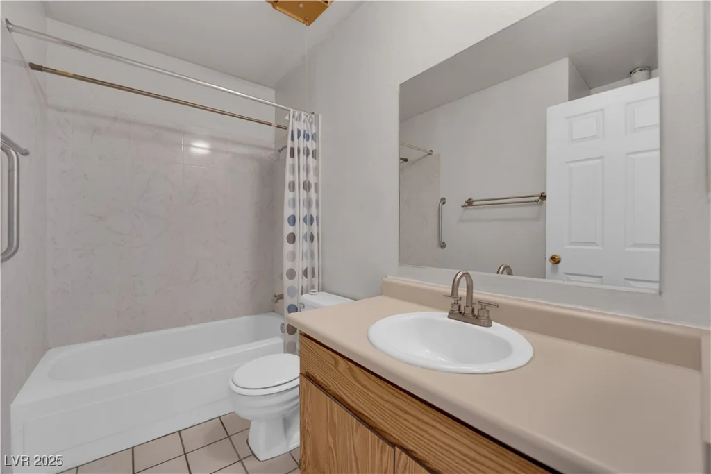 3555 Arville, Las Vegas, NV 89103