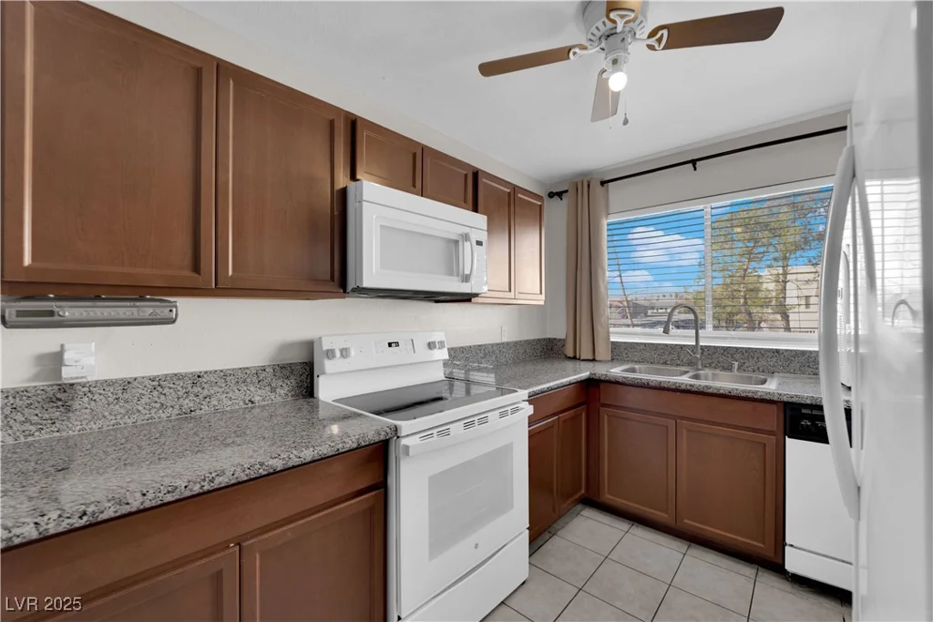 3555 Arville, Las Vegas, NV 89103