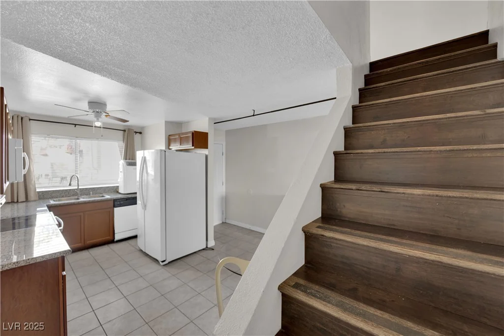 3555 Arville, Las Vegas, NV 89103
