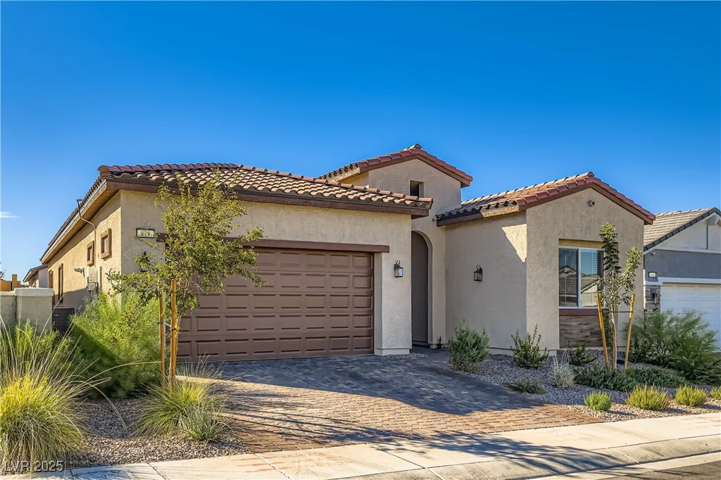 829 Purser, Henderson, NV 89011