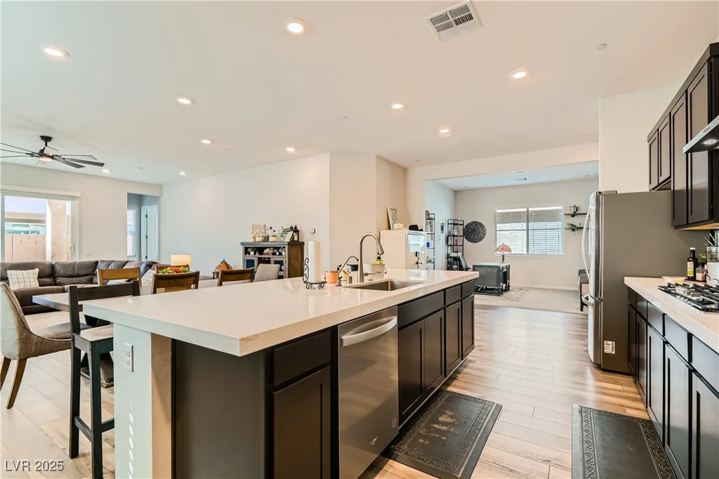 829 Purser, Henderson, NV 89011
