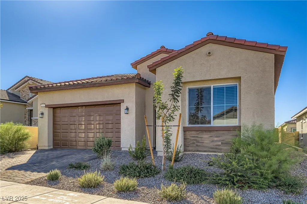 829 Purser, Henderson, NV 89011