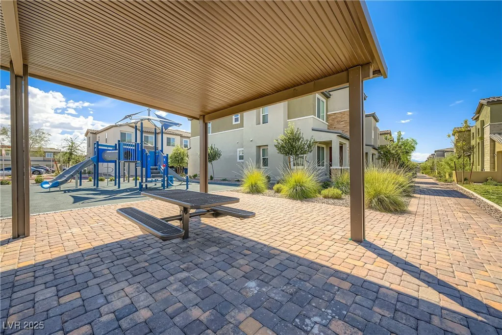 829 Purser, Henderson, NV 89011