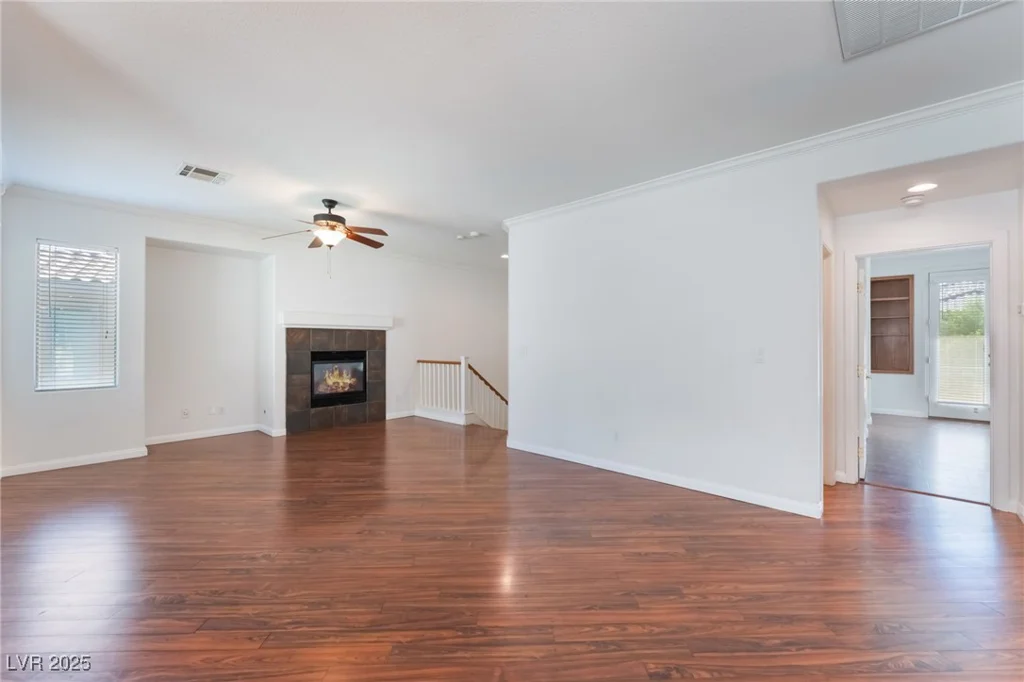 11824 Amistoso, Las Vegas, NV 89138