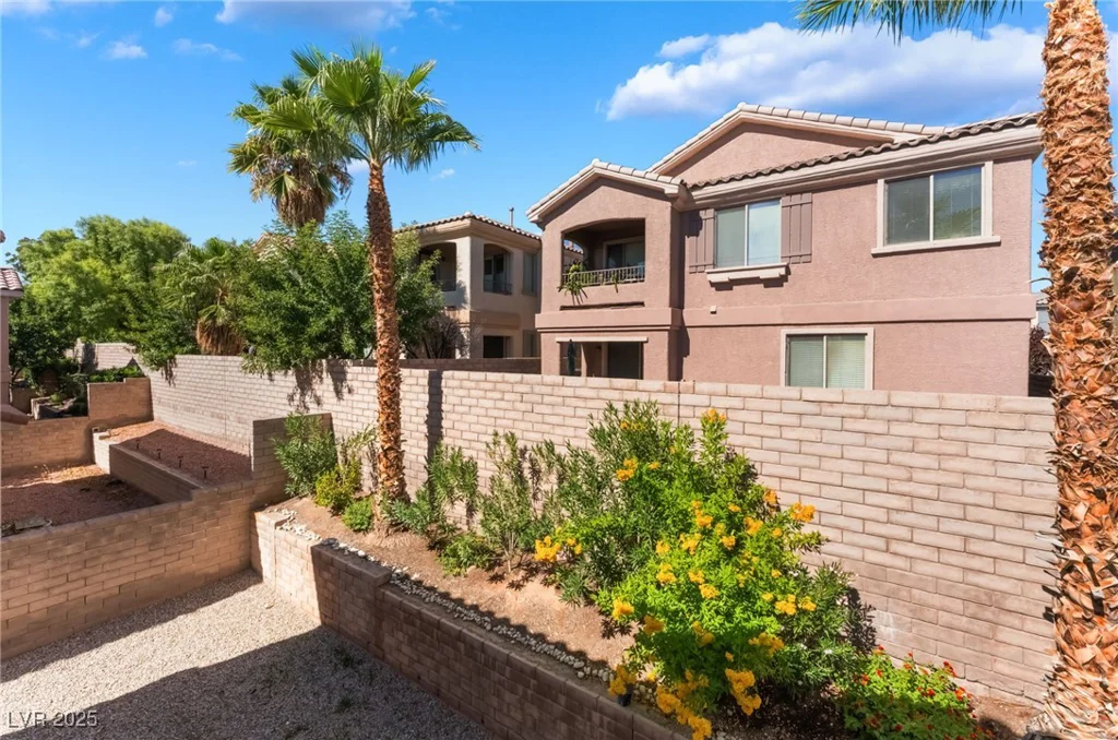 11824 Amistoso, Las Vegas, NV 89138