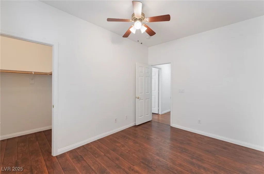 11824 Amistoso, Las Vegas, NV 89138
