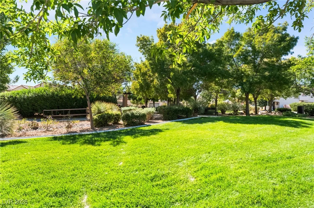 11824 Amistoso, Las Vegas, NV 89138