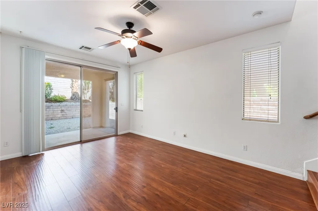 11824 Amistoso, Las Vegas, NV 89138