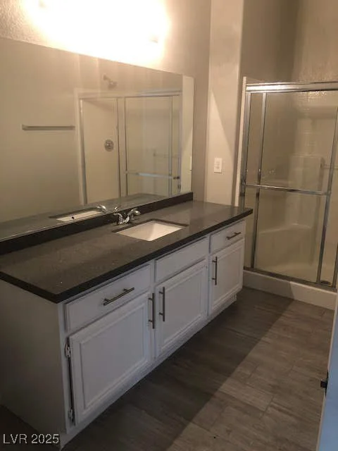 10245 Maryland, Las Vegas, NV 89183