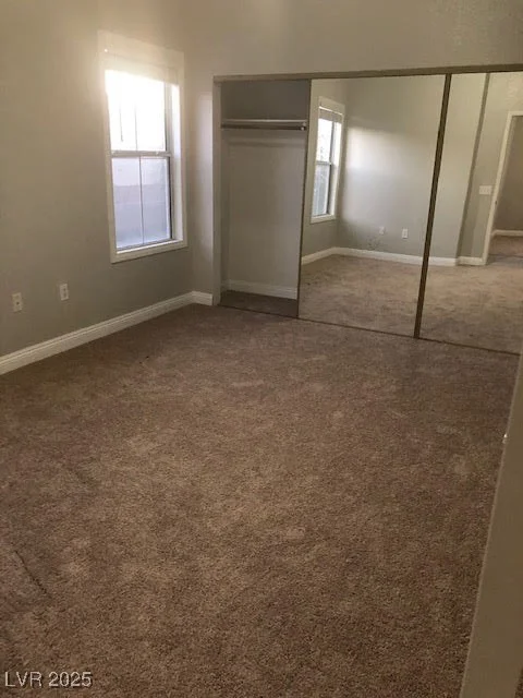 10245 Maryland, Las Vegas, NV 89183