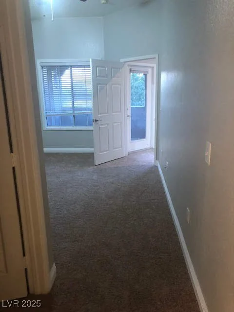10245 Maryland, Las Vegas, NV 89183