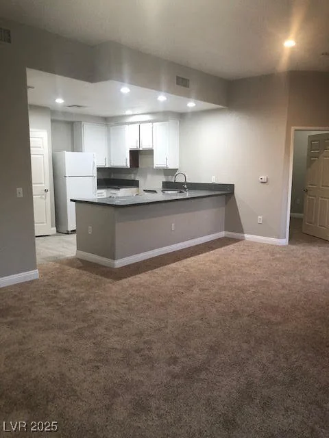 10245 Maryland, Las Vegas, NV 89183