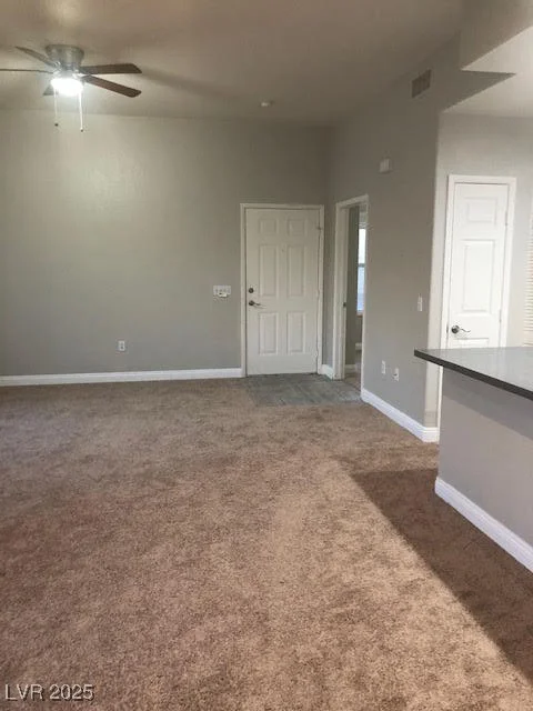 10245 Maryland, Las Vegas, NV 89183