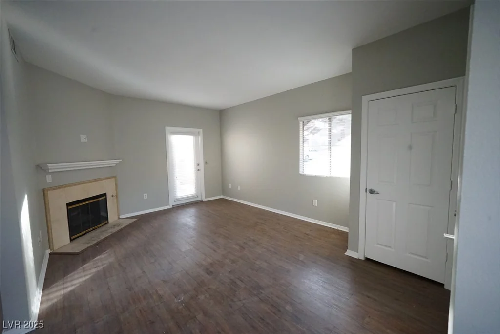 5250 Rainbow, Las Vegas, NV 89118
