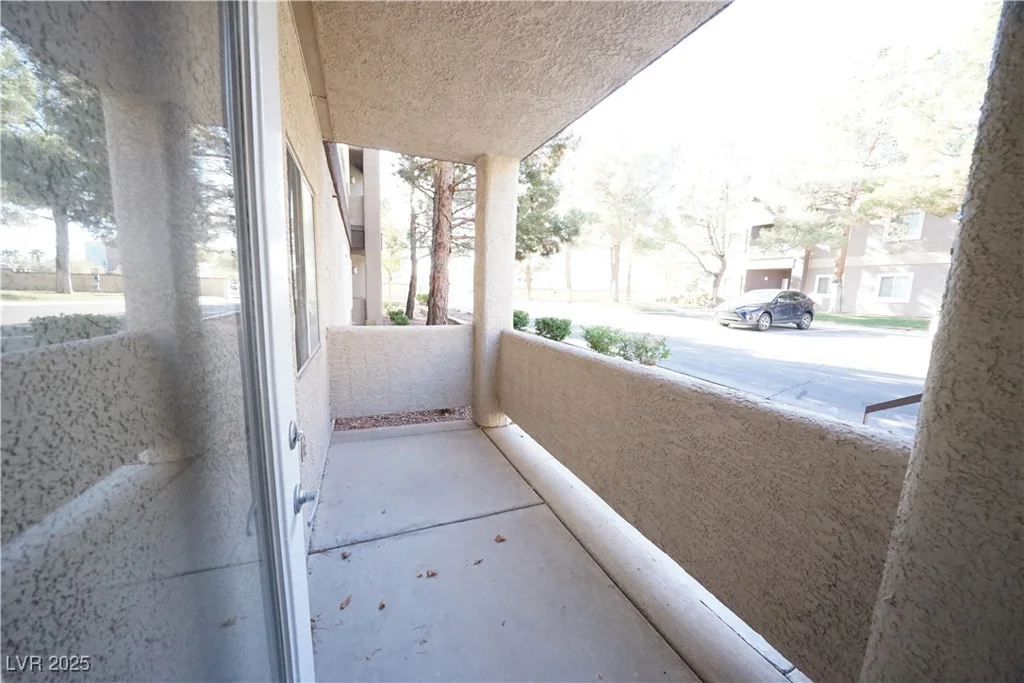 5250 Rainbow, Las Vegas, NV 89118