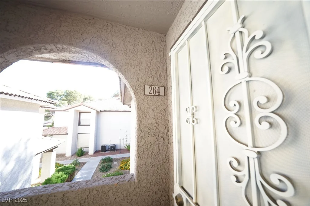2606 Durango, Las Vegas, NV 89117