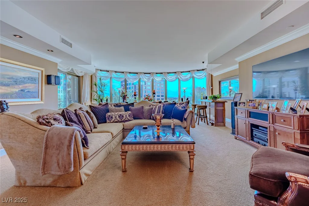 1 Hughes Center, Las Vegas, NV 89169