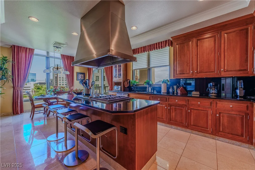 1 Hughes Center, Las Vegas, NV 89169