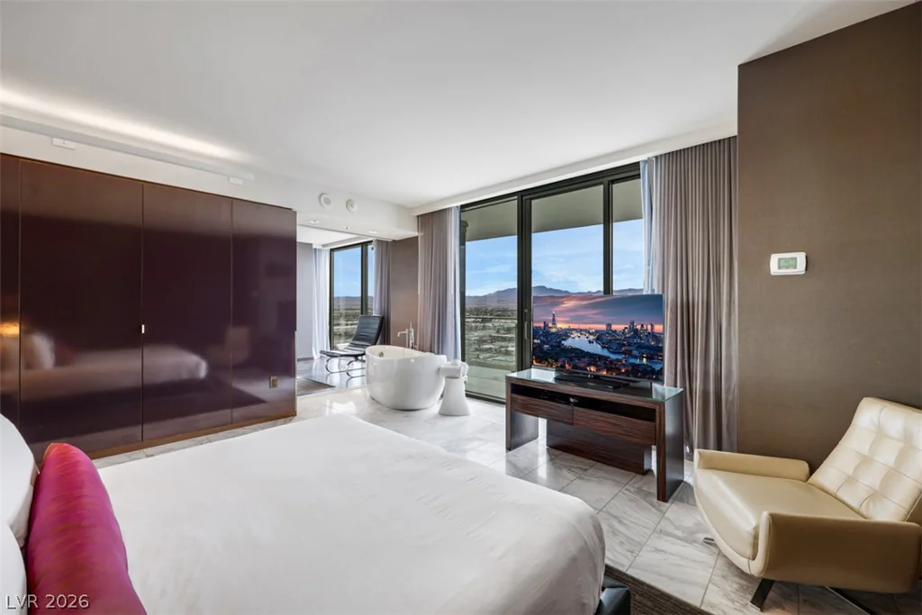 4381 Flamingo, Las Vegas, NV 89103