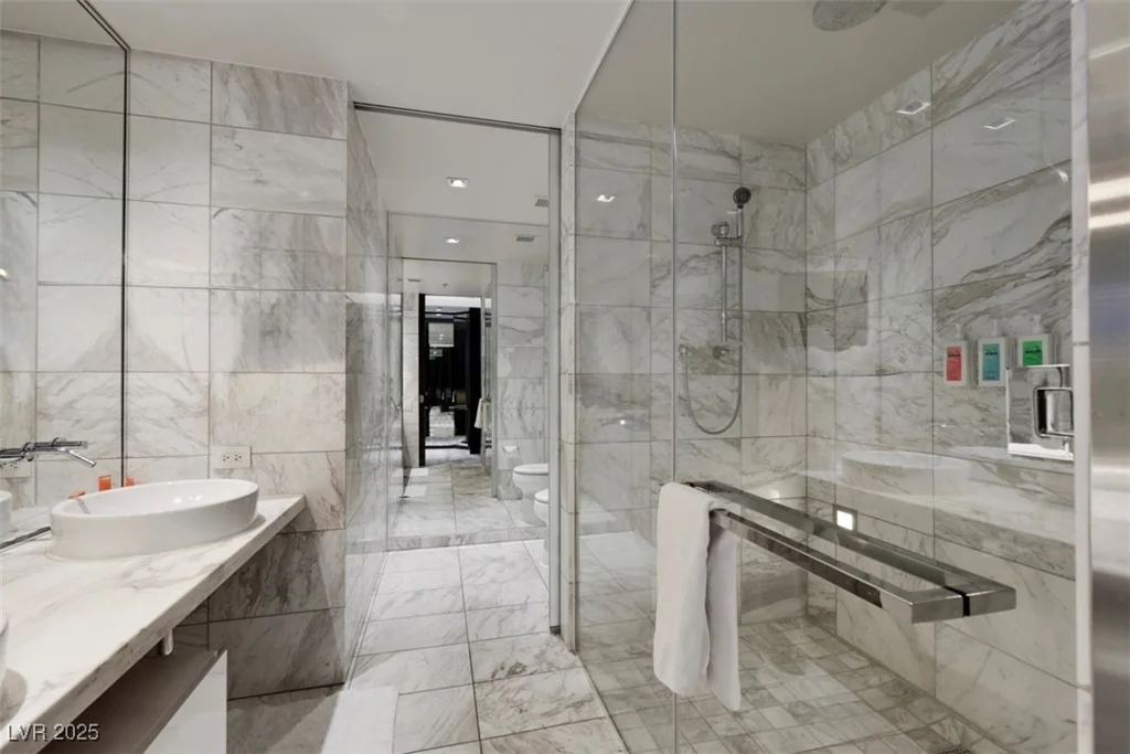 4381 Flamingo, Las Vegas, NV 89103
