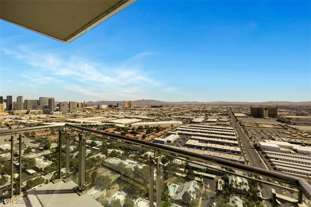 4381 Flamingo, Las Vegas, NV 89103
