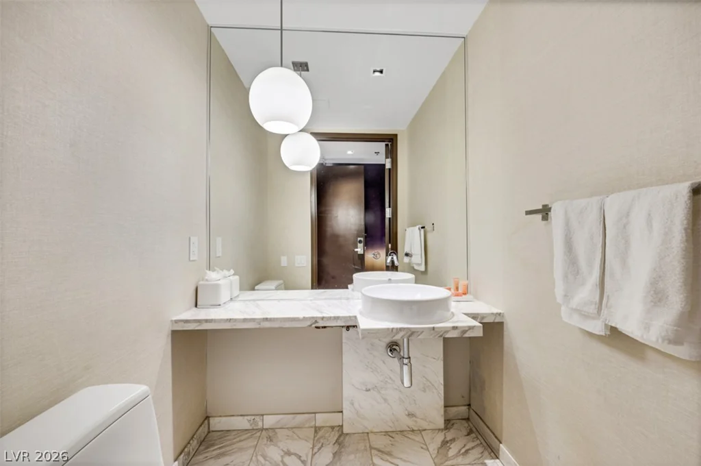 4381 Flamingo, Las Vegas, NV 89103