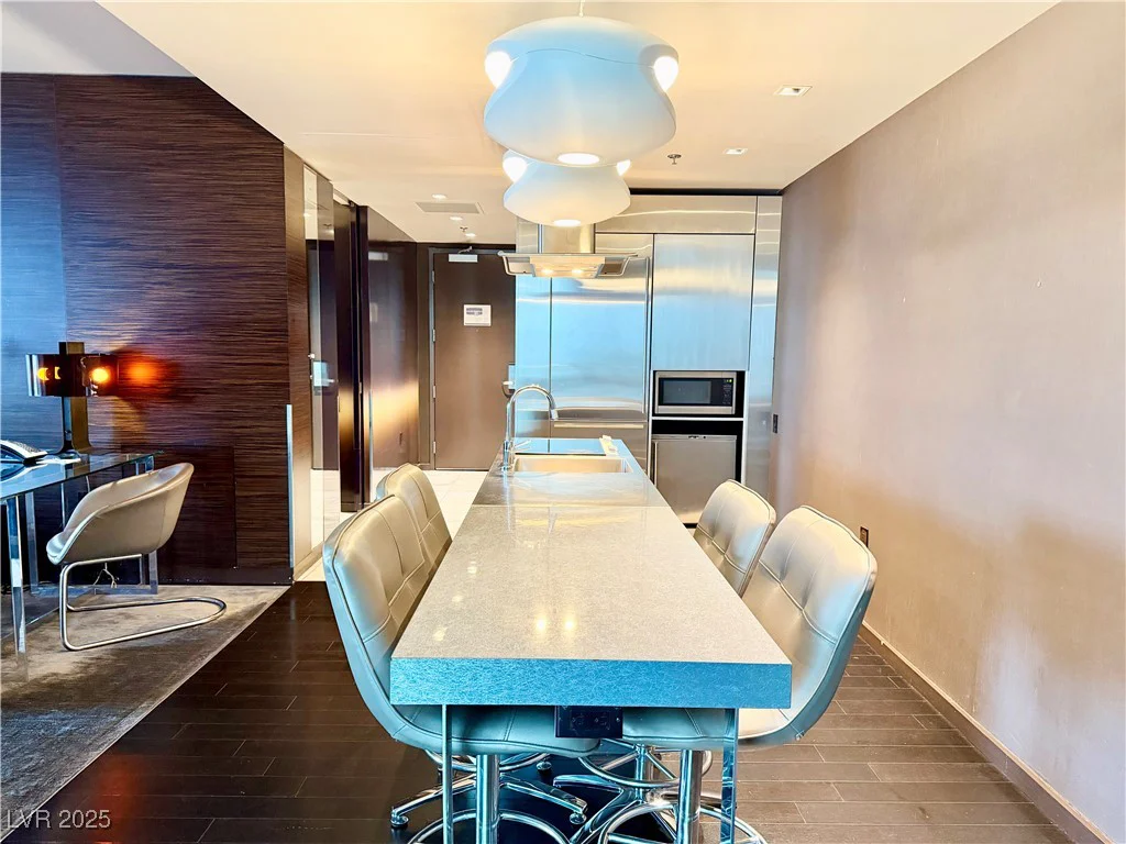 4381 Flamingo, Las Vegas, NV 89103