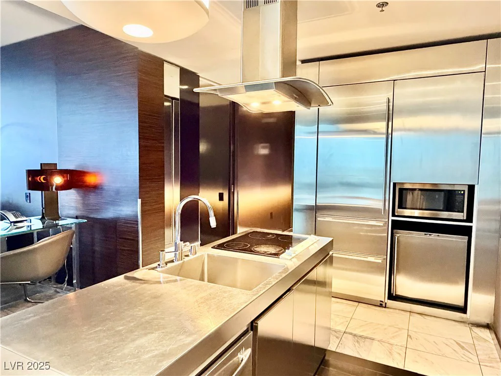 4381 Flamingo, Las Vegas, NV 89103