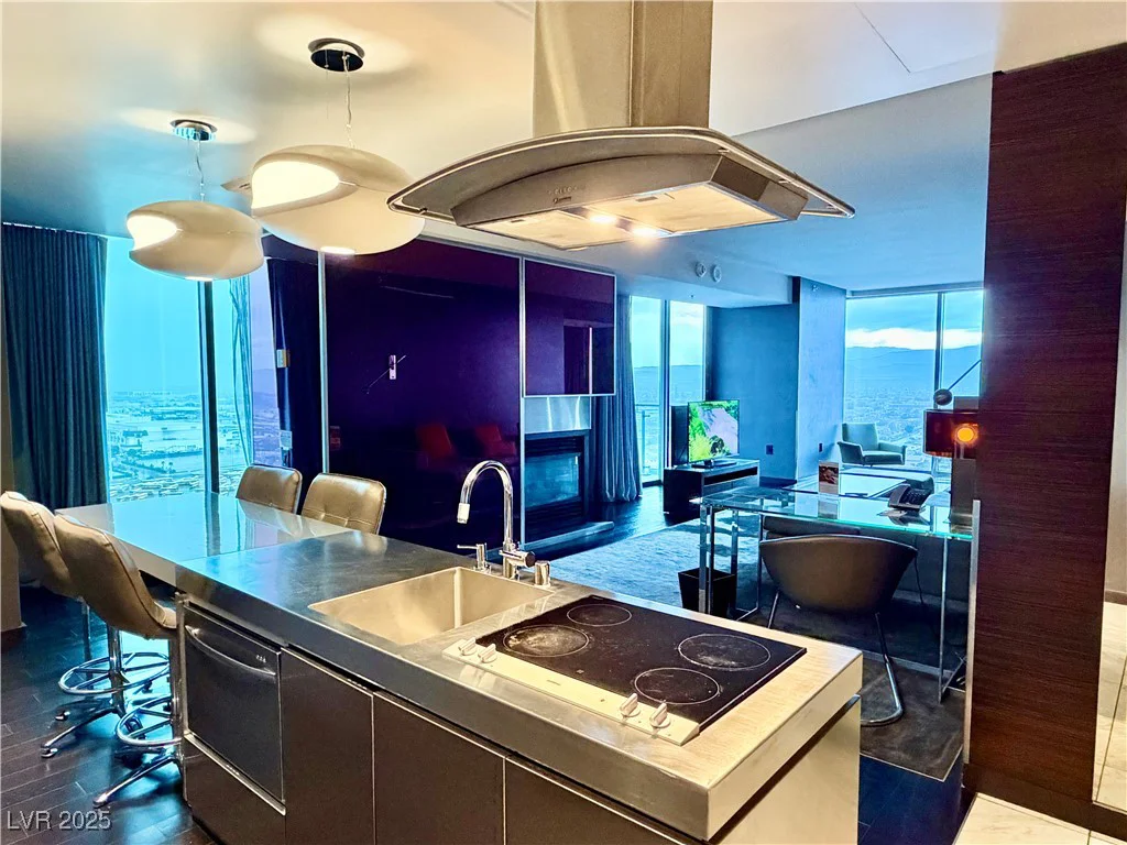 4381 Flamingo, Las Vegas, NV 89103