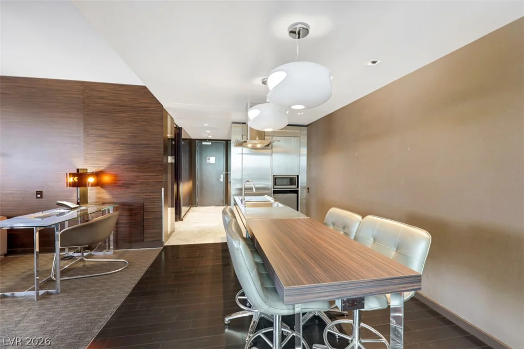 4381 Flamingo, Las Vegas, NV 89103