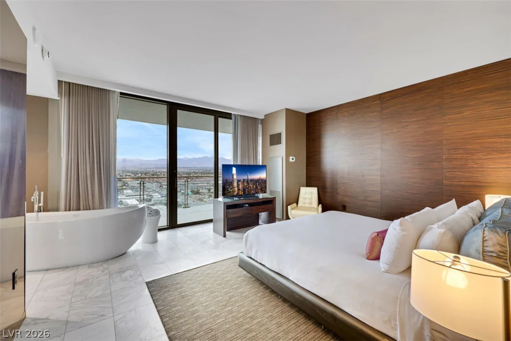 4381 Flamingo, Las Vegas, NV 89103