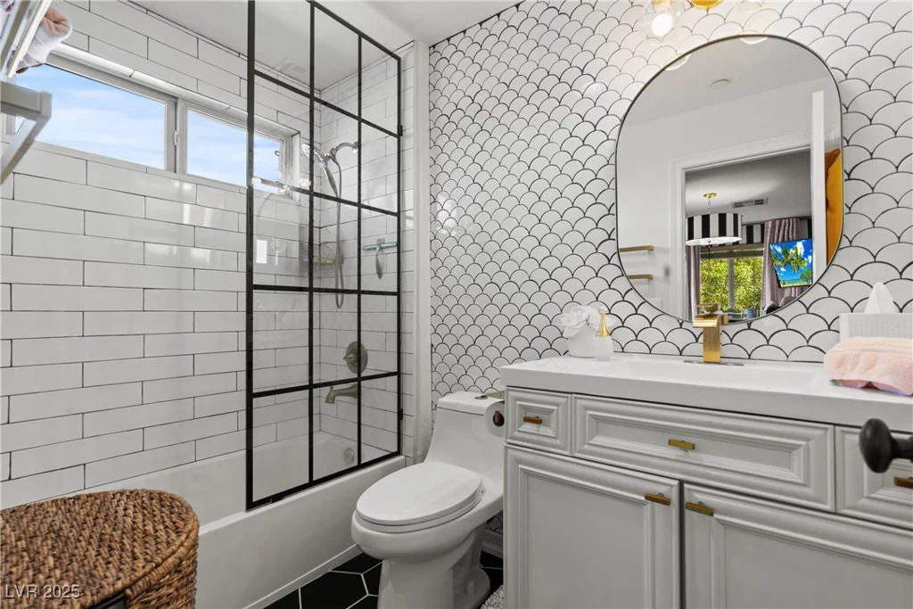 69 Contrada Fiore, Henderson, NV 89011