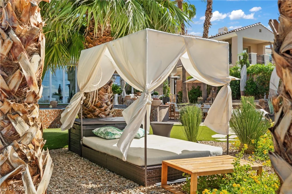 69 Contrada Fiore, Henderson, NV 89011