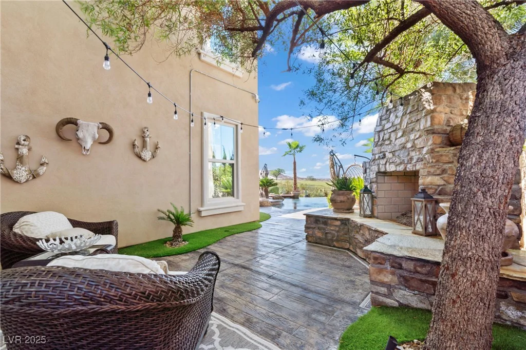 69 Contrada Fiore, Henderson, NV 89011