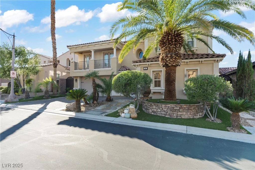 69 Contrada Fiore, Henderson, NV 89011