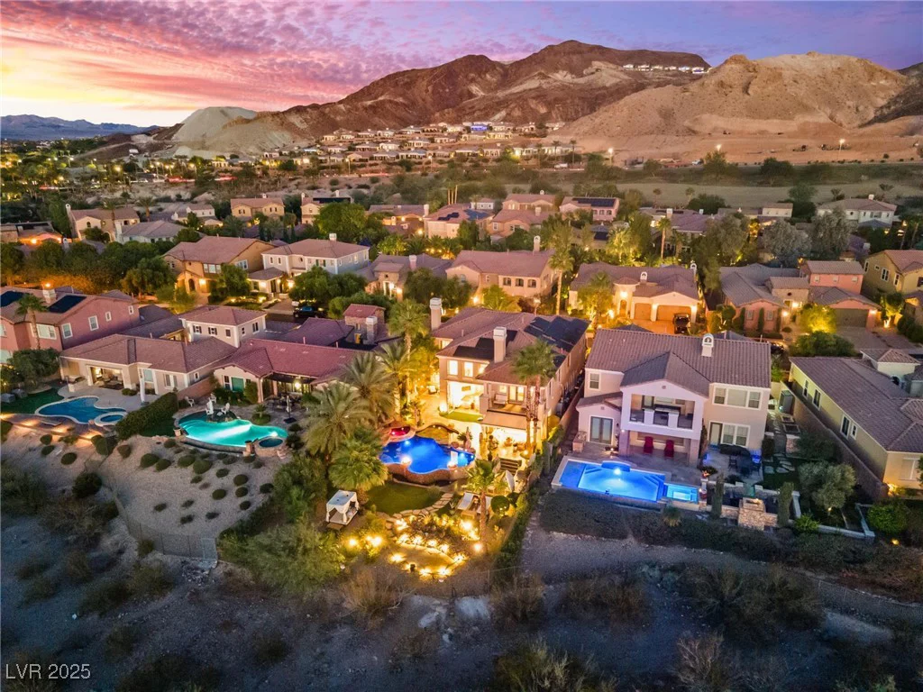 69 Contrada Fiore, Henderson, NV 89011
