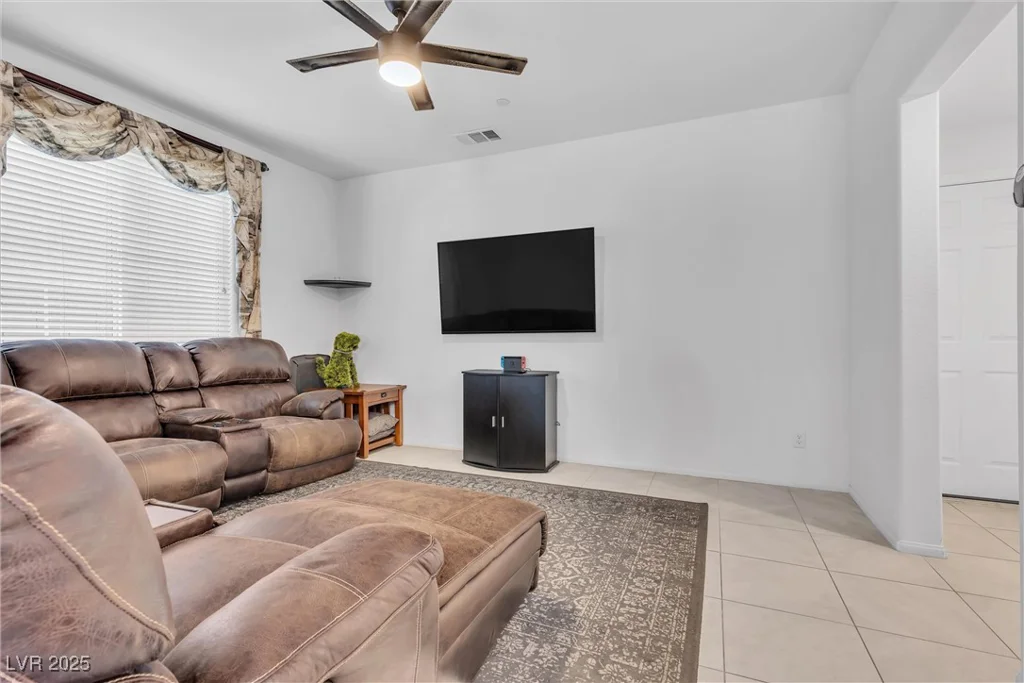 10664 Sariah Skye, Las Vegas, NV 89166